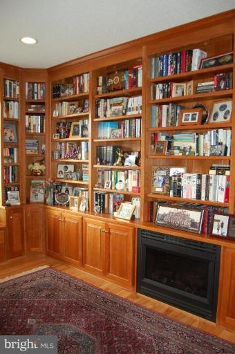 1133 Ragged Edge Road Chambersburg, PA 17202 - Photo 28 of 30 a view of a livingroom with furniture and staircase