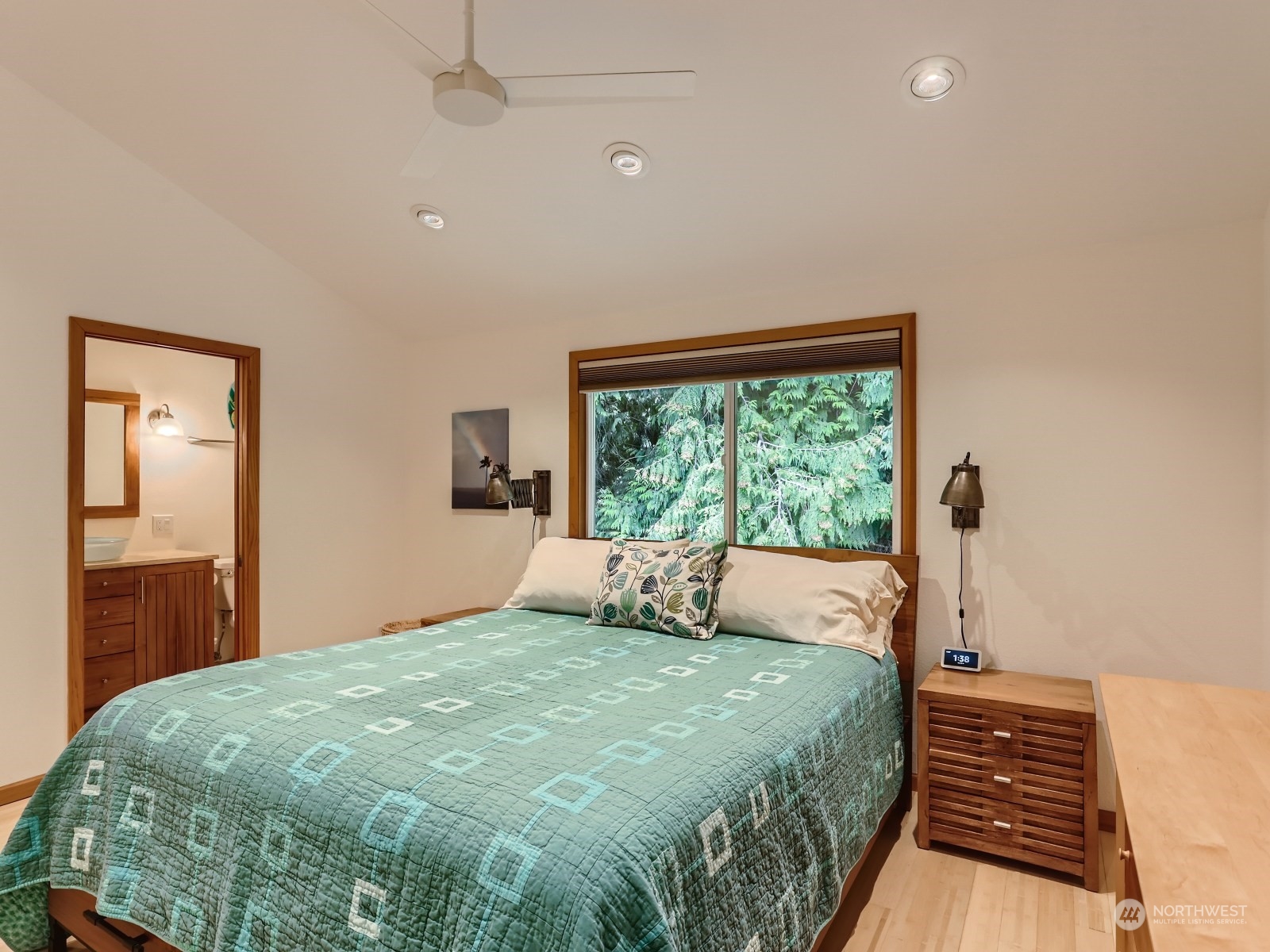 20177 105th Avenue Northeast Bothell, WA 98011 - Photo 14 of 31 Gallery Image 14