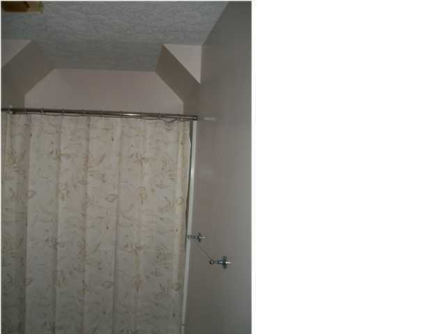 109 Clover Road Louisville, KY 40229 - Photo 12 of 14 Additional Photo