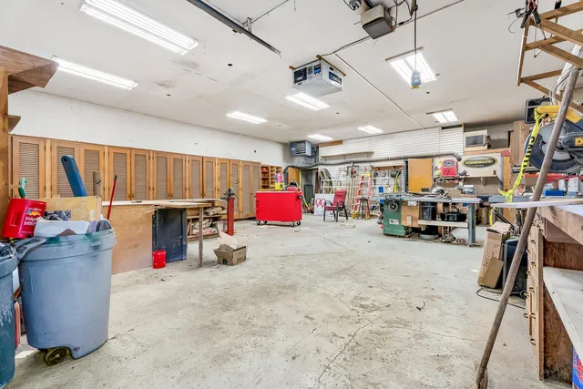 $684,000 | 13199 West 169th Avenue, Lowell, IN 46356