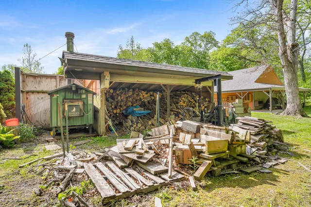 $684,000 | 13199 West 169th Avenue, Lowell, IN 46356