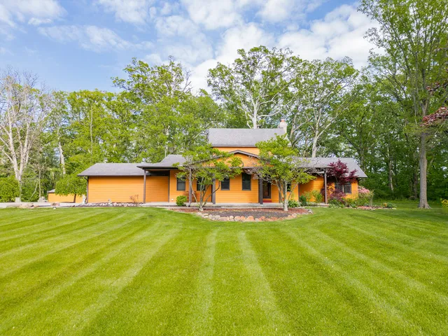 $684,000 | 13199 West 169th Avenue, Lowell, IN 46356