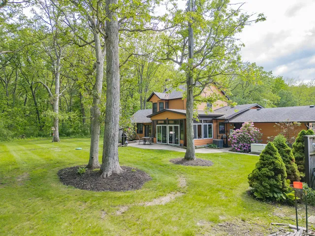 $684,000 | 13199 West 169th Avenue, Lowell, IN 46356