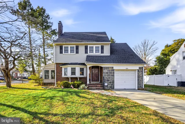 $349,900 | 501 North Johnson Boulevard, Gloucester City, NJ 08030