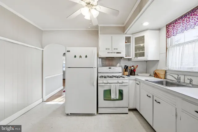 $349,900 | 501 North Johnson Boulevard, Gloucester City, NJ 08030