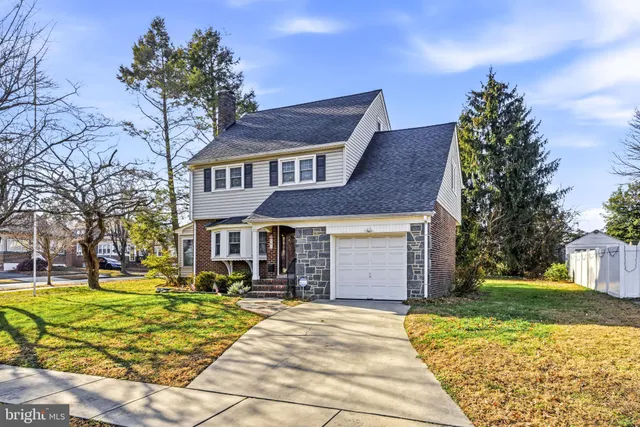 $349,900 | 501 North Johnson Boulevard, Gloucester City, NJ 08030