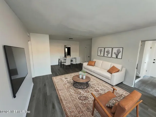 $1,100 | 5452 Playa Way, Unit 2, Jacksonville, FL 32211