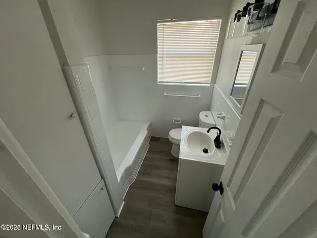 $1,100 | 5452 Playa Way, Unit 2, Jacksonville, FL 32211