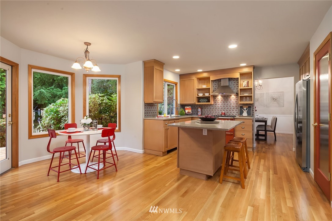 8812 Northeast 191st Place Bothell, WA 98011 - Photo 11 of 25 Gallery Image 11