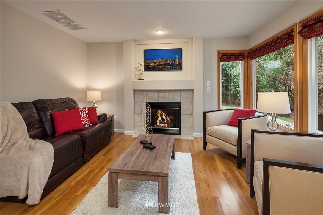 8812 Northeast 191st Place Bothell, WA 98011 - Photo 13 of 25 Gallery Image 13