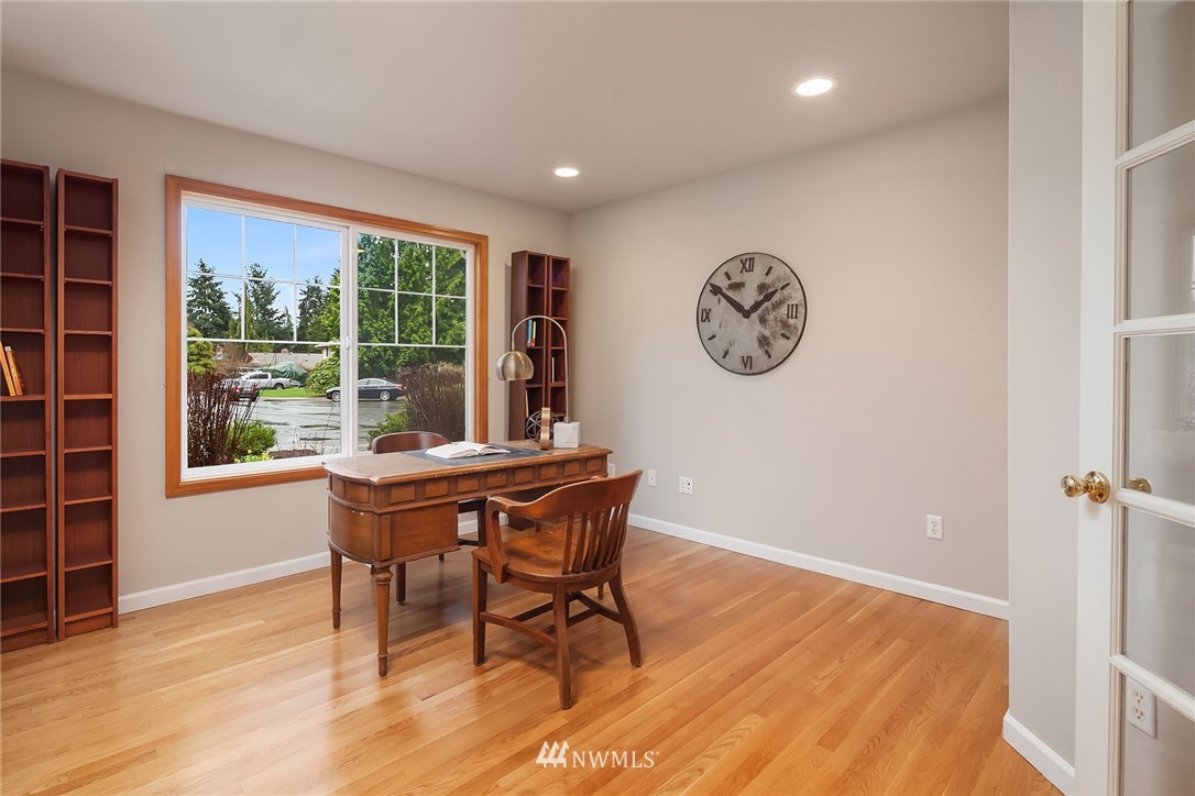 8812 Northeast 191st Place Bothell, WA 98011 - Photo 14 of 25 Gallery Image 14