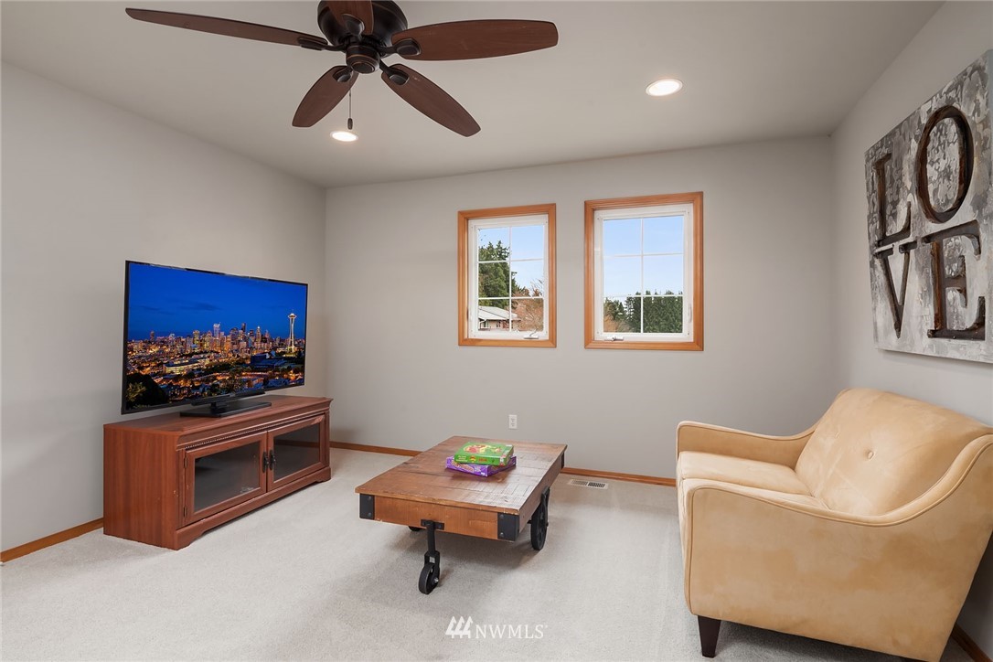 8812 Northeast 191st Place Bothell, WA 98011 - Photo 20 of 25 Gallery Image 20