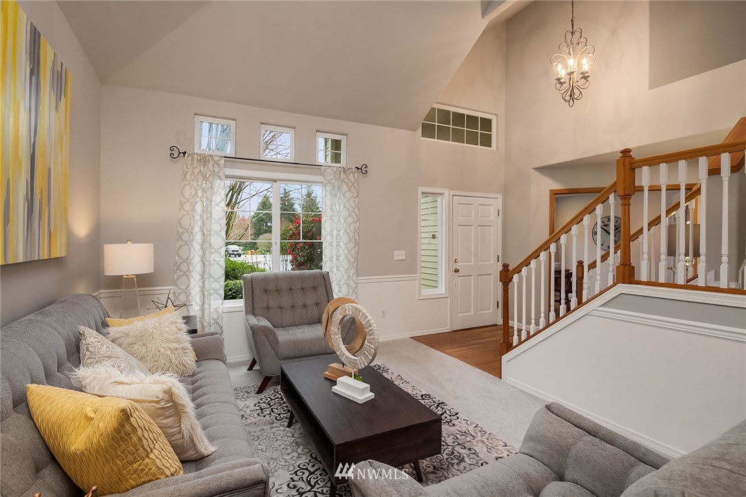8812 Northeast 191st Place Bothell, WA 98011 - Photo 4 of 25 Gallery Image 4