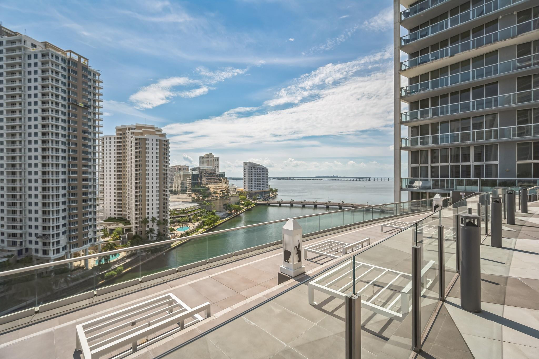 475 Brickell Avenue, Unit 512 Miami, FL 33131 - Photo 32 of 36 a view of balcony with city view