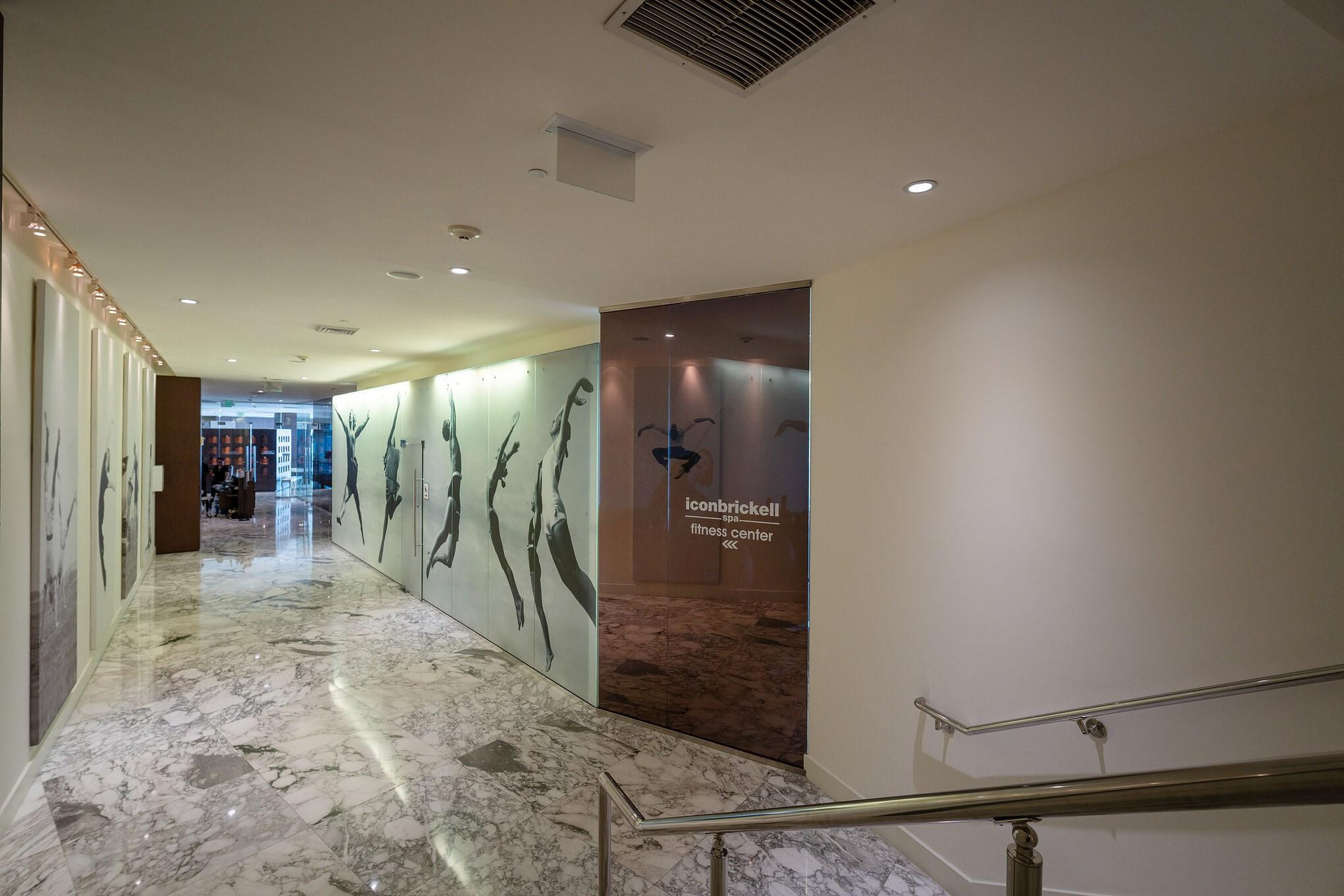 475 Brickell Avenue, Unit 512 Miami, FL 33131 - Photo 36 of 36 a view of a hallway