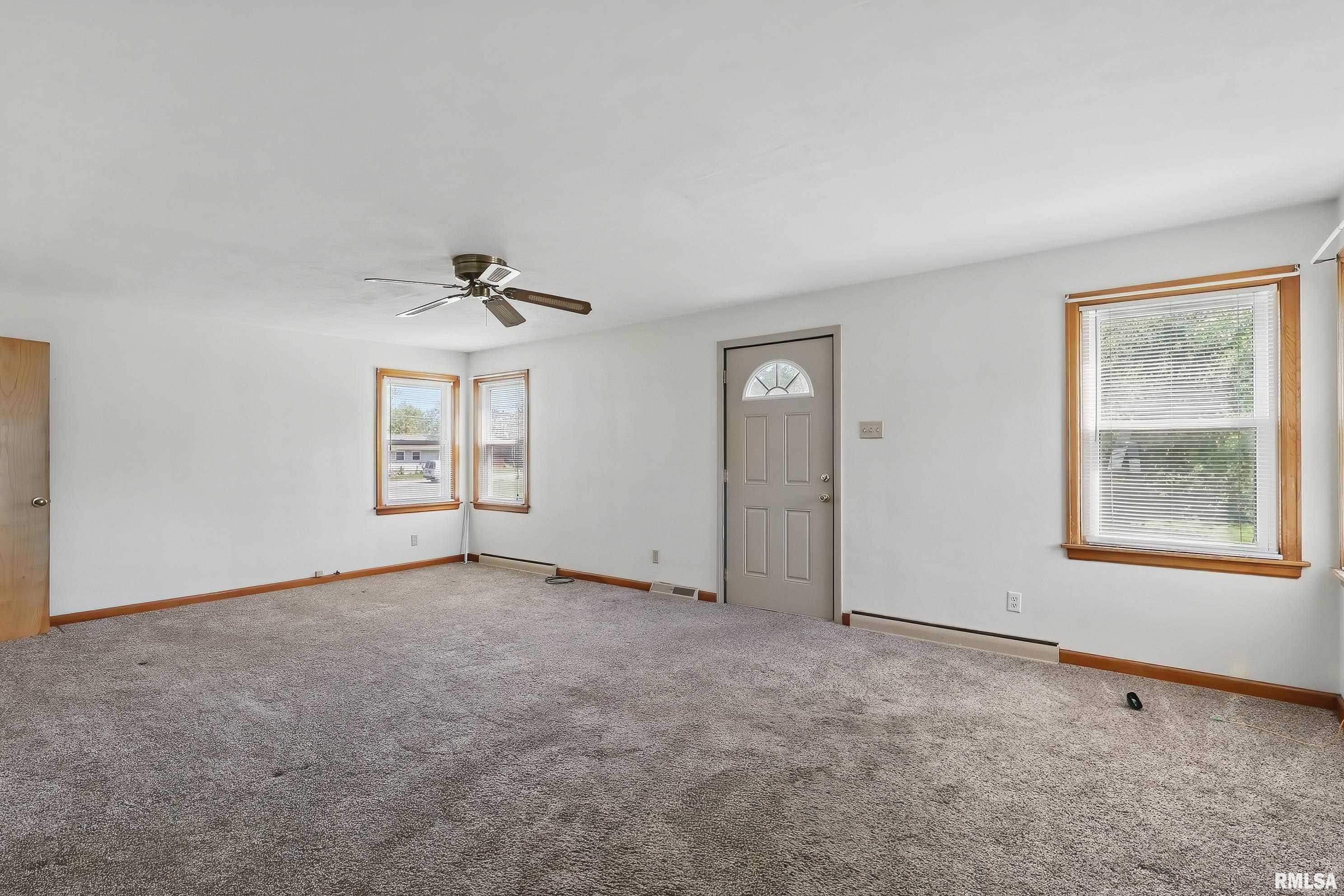 930 Tenplus Street Bettendorf, IA 52722 - Photo 13 of 18 Gallery Image 13