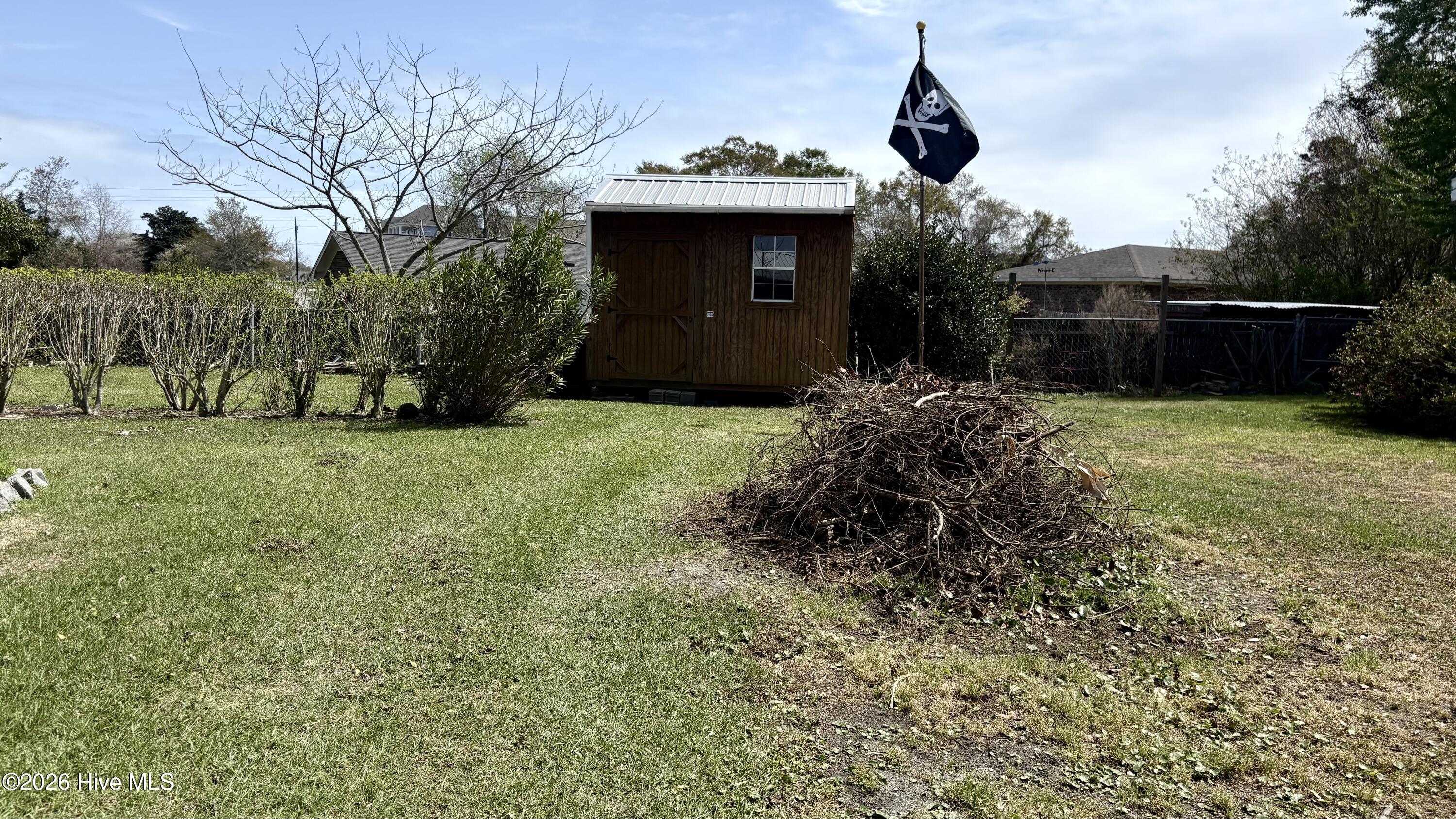 32 Arrowhead Drive Hubert, NC 28539 - Photo 18 of 21 Shed