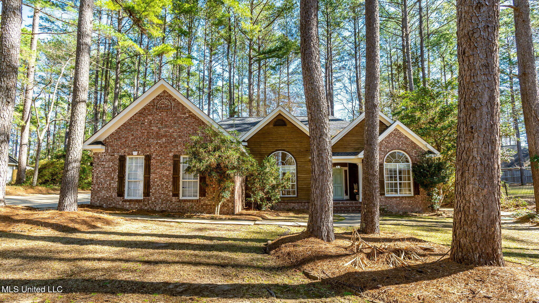 16 Denstone Road Hattiesburg, MS 39402 - Photo 1 of 58 3-web-or-mls-1 Exterior (3 of 7)