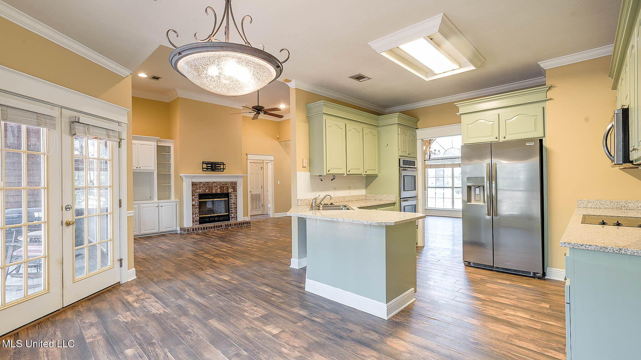 16 Denstone Road Hattiesburg, MS 39402 - Photo 16 of 58 17-web-or-mls-2 Interior (10 of 34) Kitc