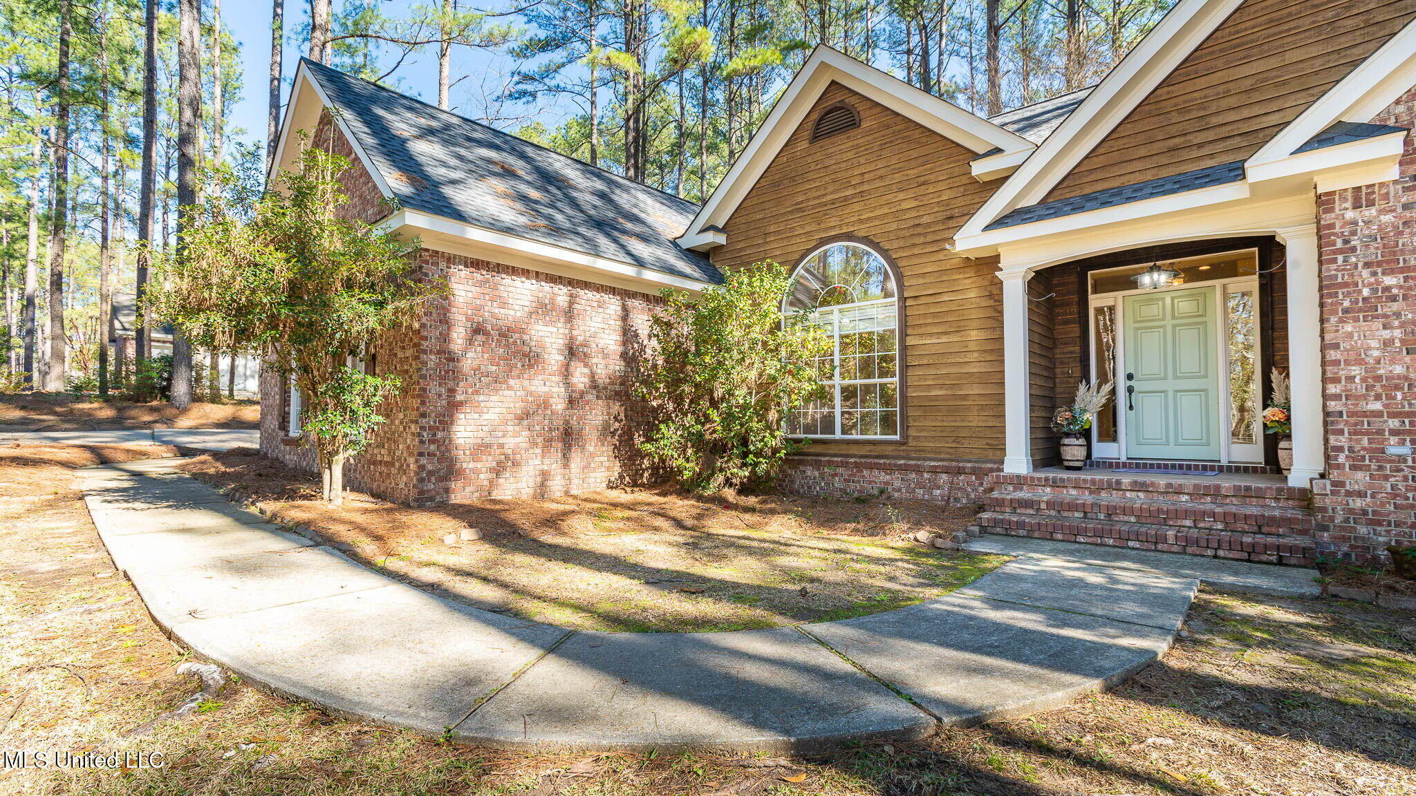 16 Denstone Road Hattiesburg, MS 39402 - Photo 5 of 58 5-web-or-mls-1 Exterior (5 of 7)
