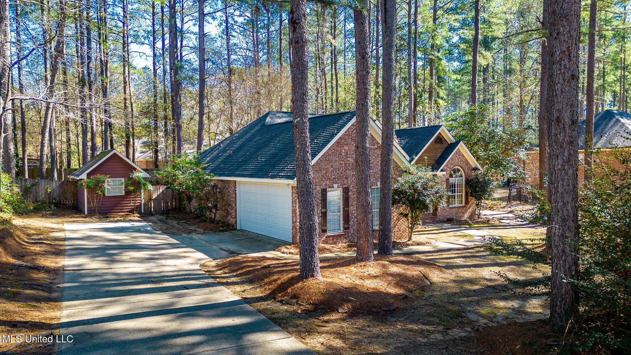 16 Denstone Road Hattiesburg, MS 39402 - Photo 51 of 58 52-web-or-mls-Drone (2 of 9)