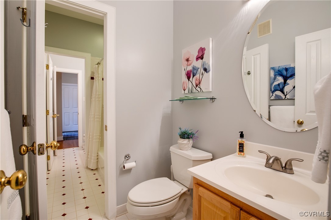 12293 Stancroft Road Rockville, VA 23146 - Photo 28 of 49 Bathroom with vanity and toilet
