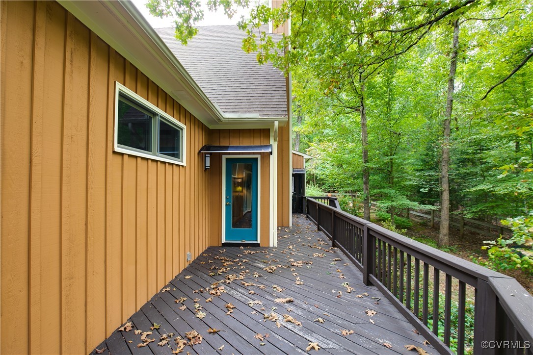 12293 Stancroft Road Rockville, VA 23146 - Photo 44 of 49 Rear deck