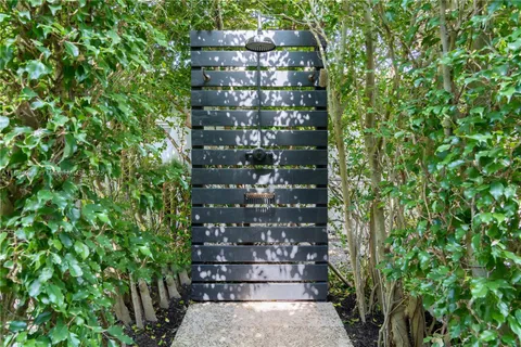 $8,980,000 | 2830 Lucerne Avenue, Miami Beach, FL 33140