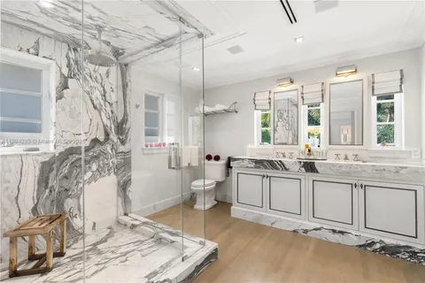 $8,980,000 | 2830 Lucerne Avenue, Miami Beach, FL 33140