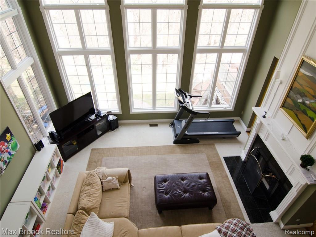 469 Springview Drive Rochester, MI 48307 - Photo 15 of 36 Gallery Image 15
