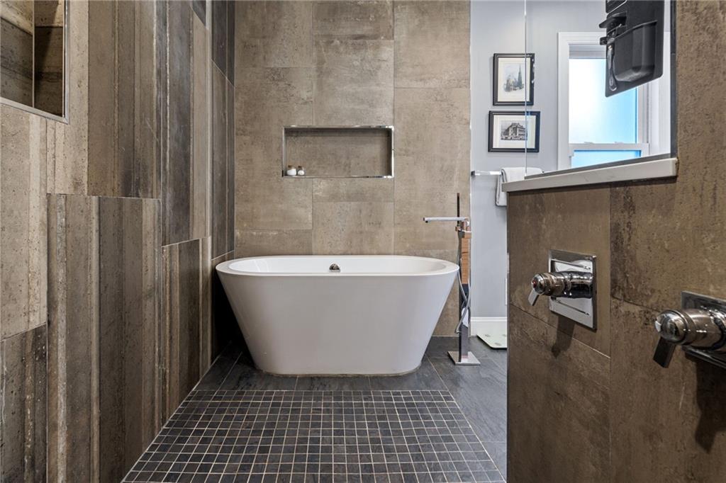 5712 Hays Street Pittsburgh, PA 15206 - Photo 27 of 50