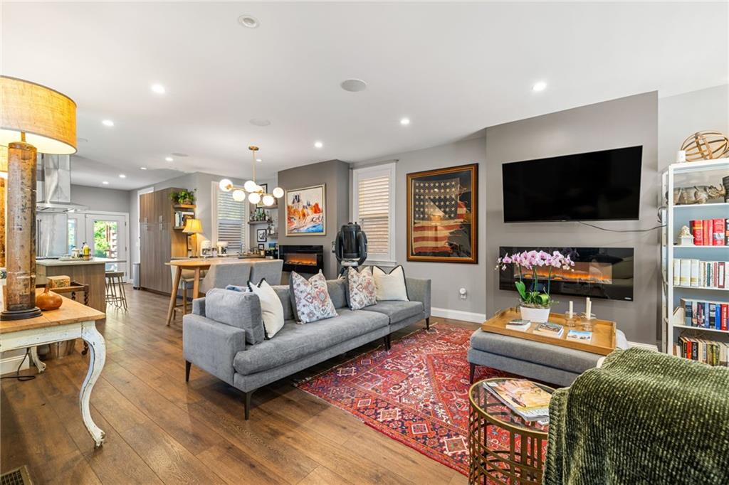 5712 Hays Street Pittsburgh, PA 15206 - Photo 4 of 50