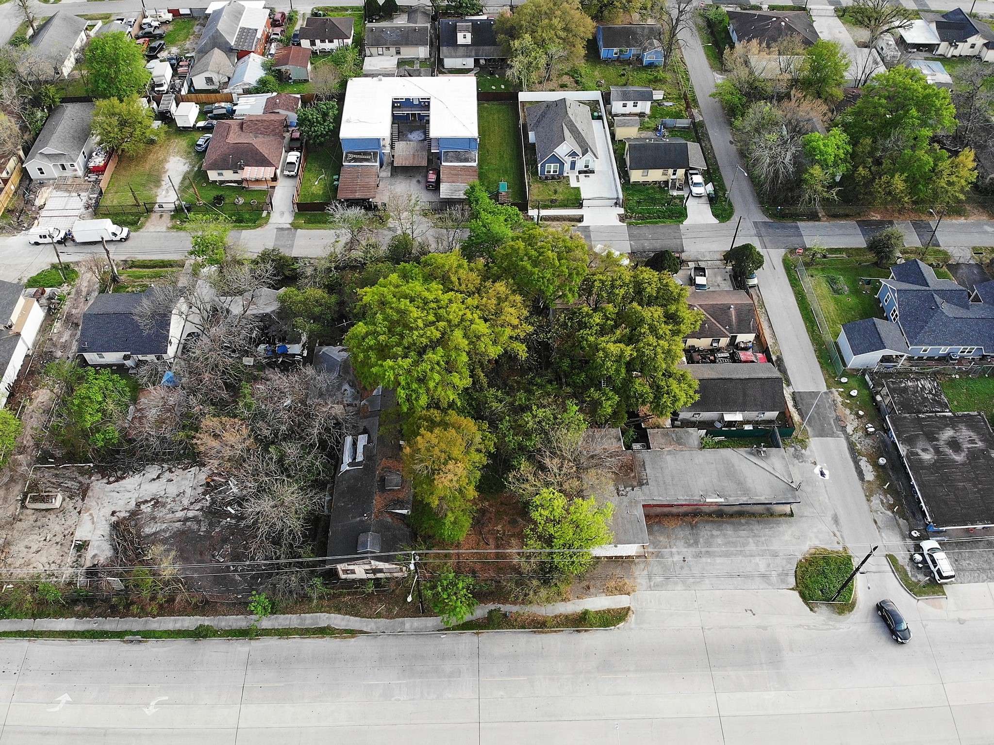 7216 Wallisville Road Houston, TX 77020 - Photo 2 of 5