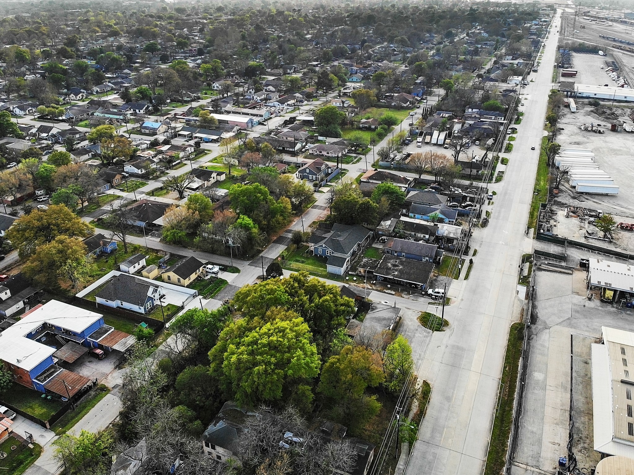 7216 Wallisville Road Houston, TX 77020 - Photo 3 of 5