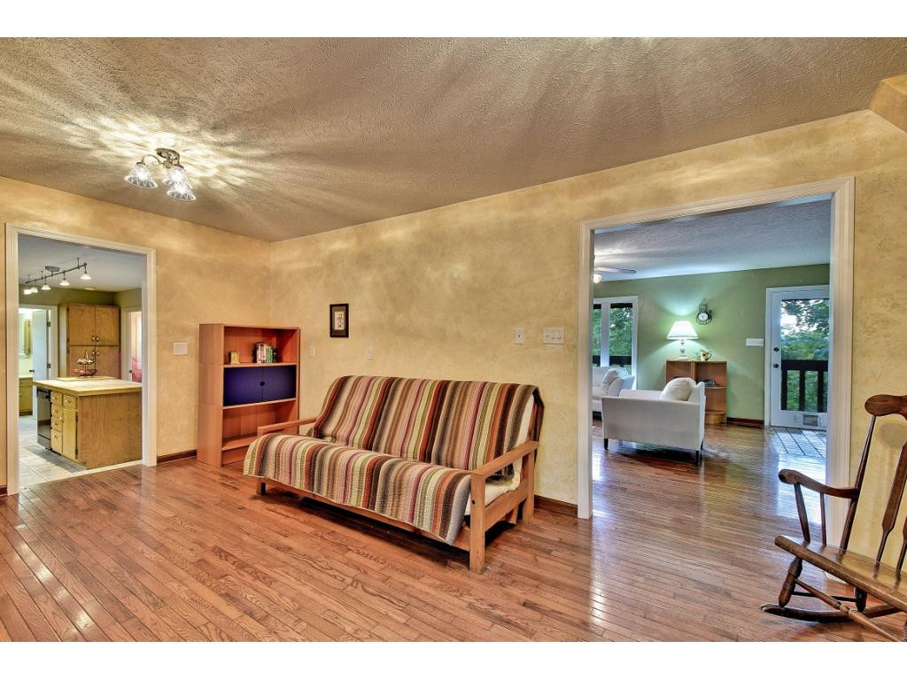 154 Maple Tree Lane Watauga, TN 37694 - Photo 6 of 36 Photo 6