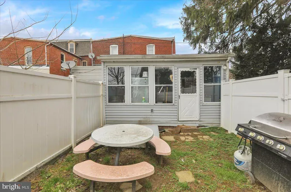 $225,000 | 18 North 7th Street, Columbia, PA 17512