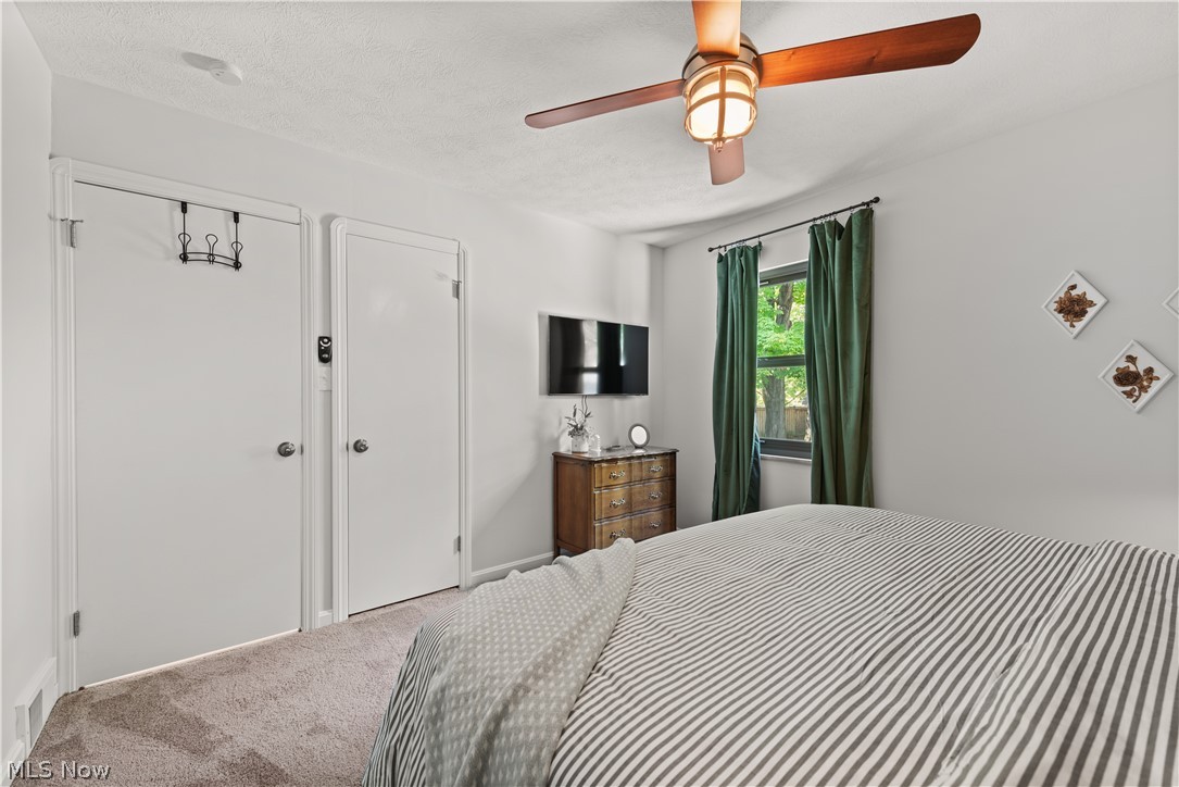 6430 Olde York Road Cleveland, OH 44130 - Photo 21 of 50