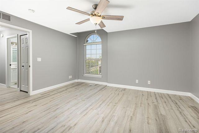 3566 Oakmonte Boulevard Rochester, MI 48306 - Photo 5 of 18