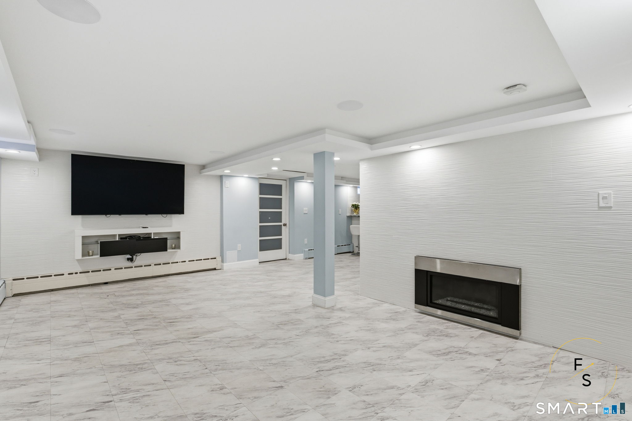 508 Highland Street Wethersfield, CT 06109 - Photo 21 of 40 a view of a livingroom with furniture and flat screen tv