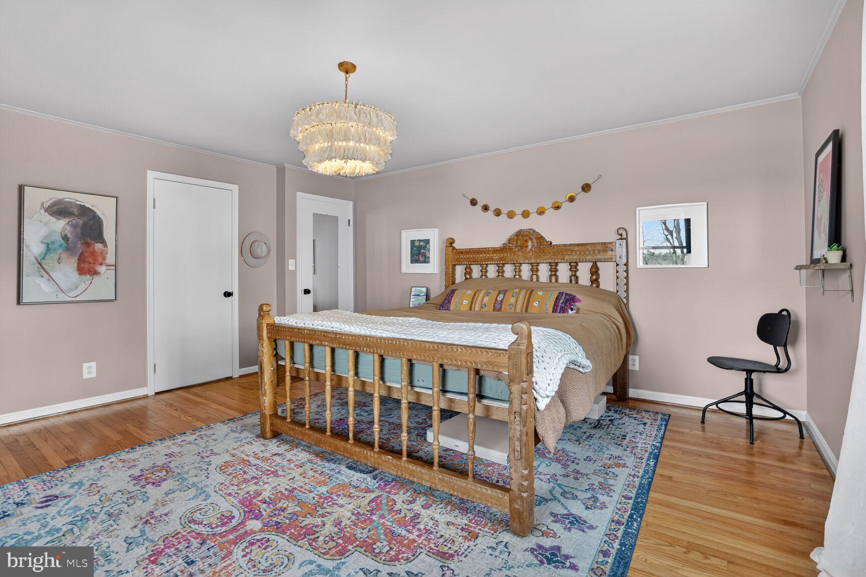 6700 Kelly Road Warrenton, VA 20187 - Photo 18 of 43 Hardwoods