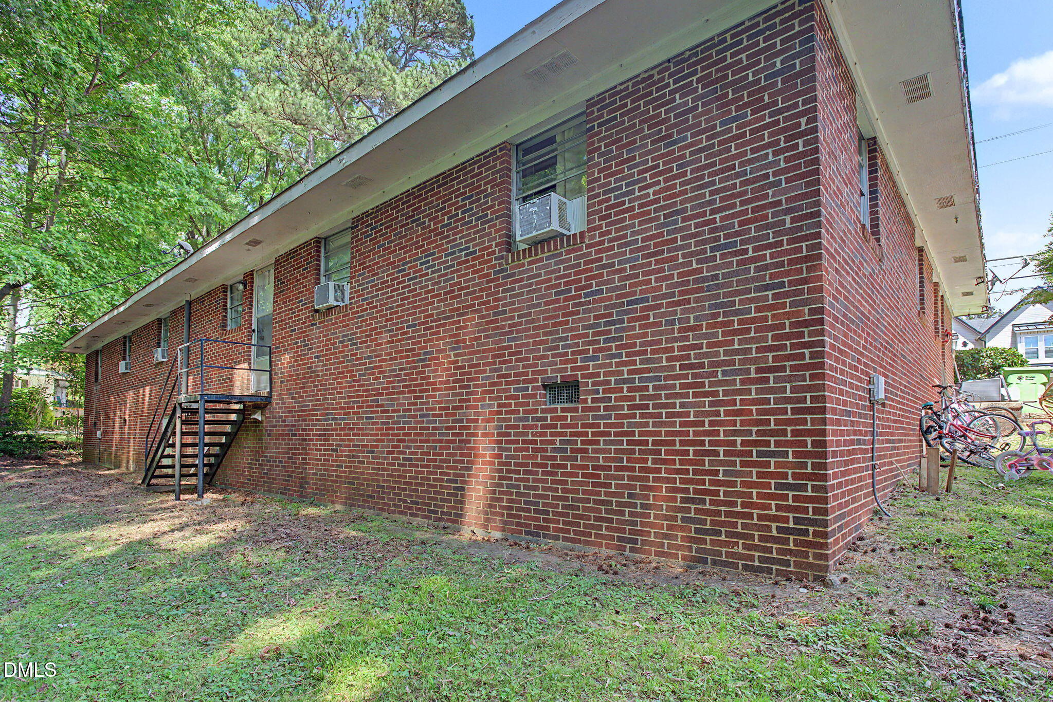 850 Athens Drive Raleigh, NC 27606 - Photo 20 of 32