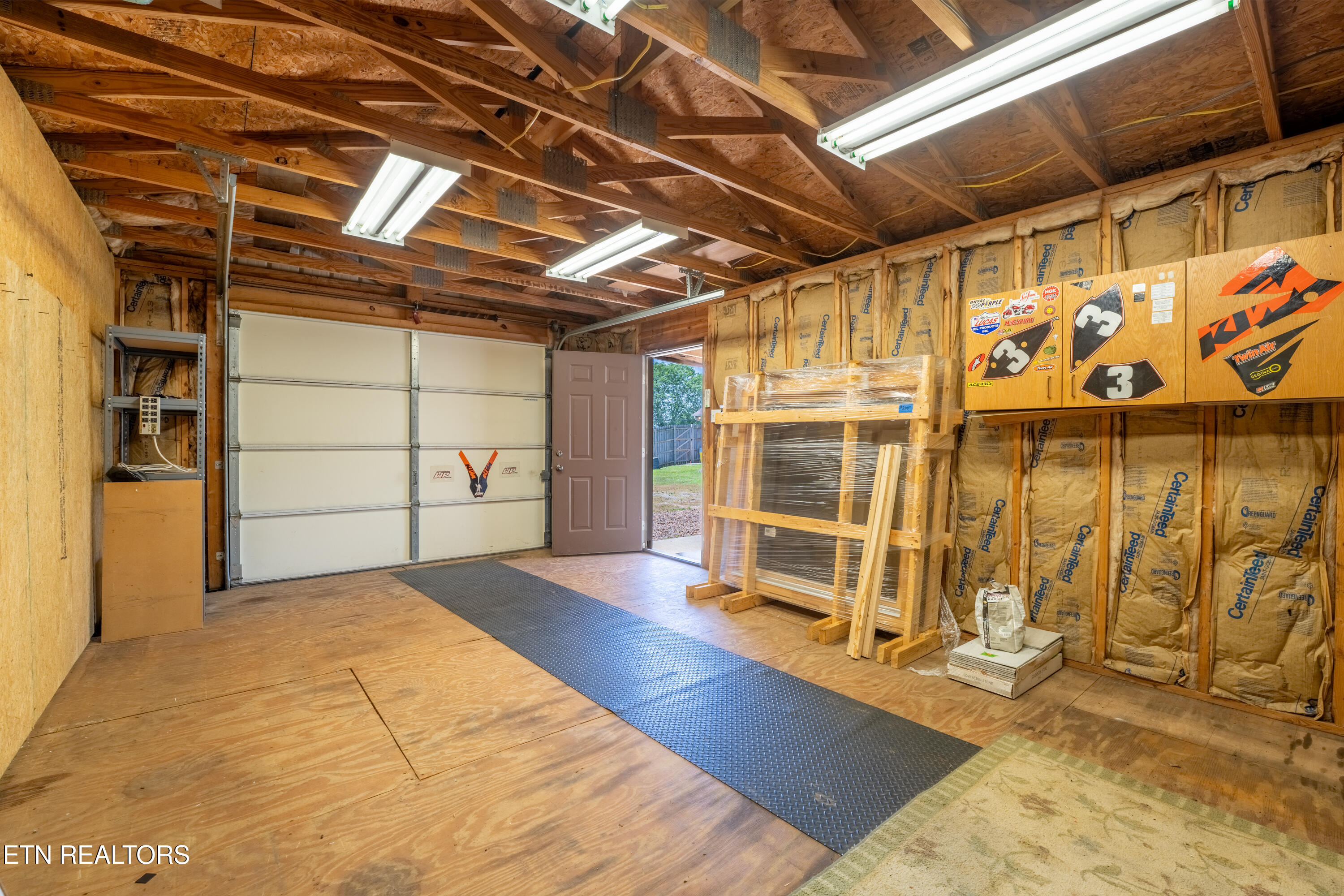 7702 Old Clinton Pike Powell, TN 37849 - Photo 33 of 46 32
