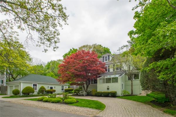 102 Bellevue Road Swampscott, MA 01907 - Photo 1 of 20 Gallery Image 1