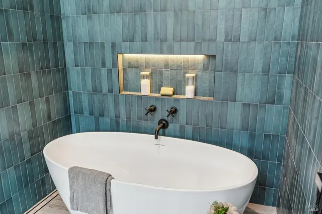 $2,395,000 | 216 1st Street East, Sonoma, CA 95476