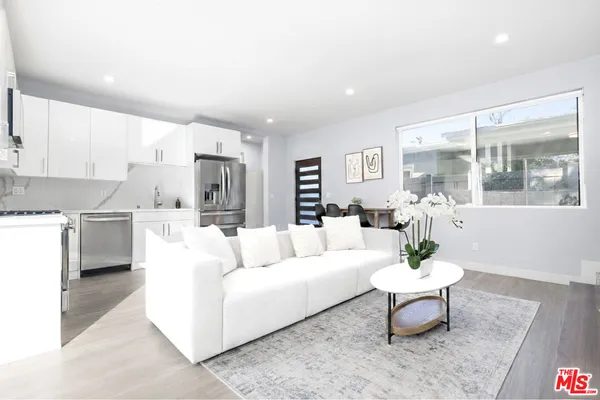 $3,995 | 5149 Fulton Avenue, Sherman Oaks, CA 91423