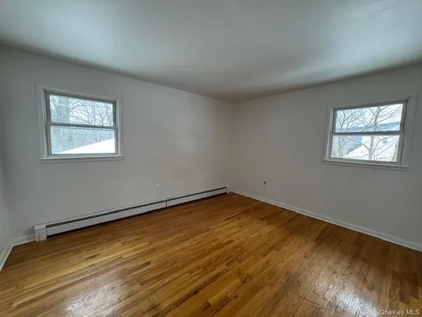 $3,600 | 46 Midland Avenue, Central Valley, NY 10917