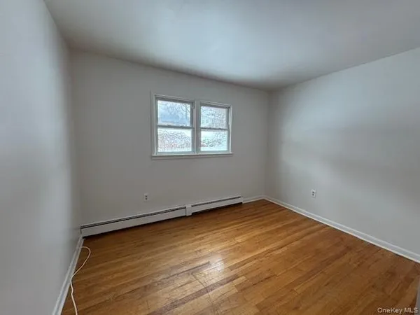 $3,600 | 46 Midland Avenue, Central Valley, NY 10917