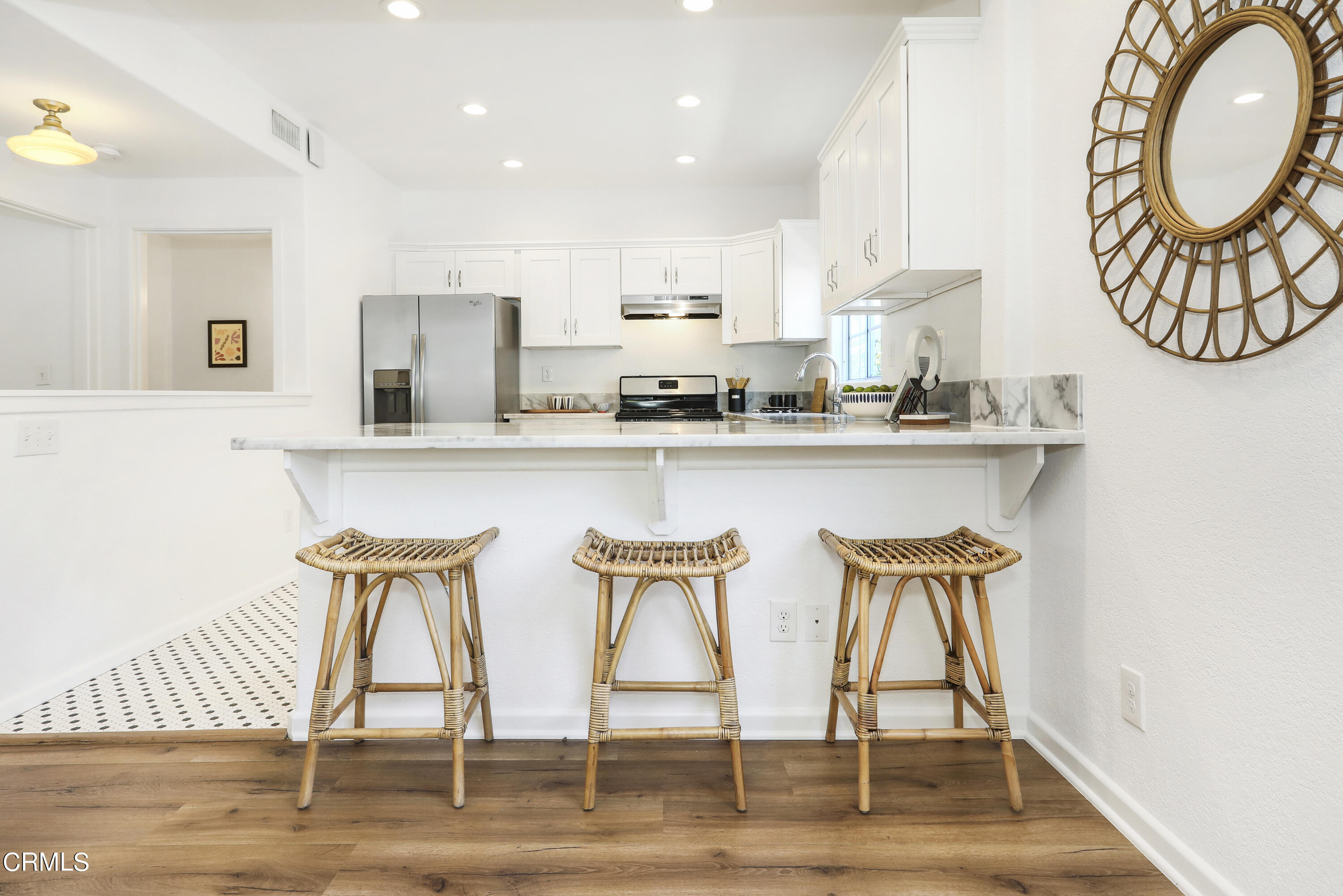5136 Stratford Road Highland Park, CA 90042 - Photo 7 of 30 17