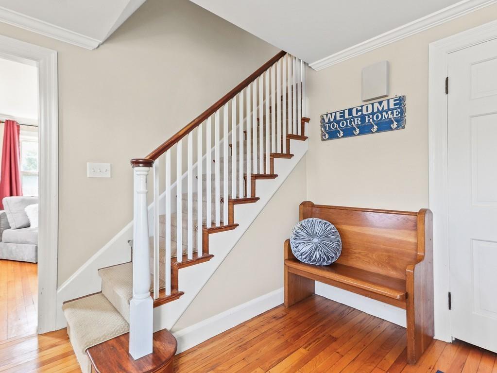 31 Emerson Place Needham, MA 02492 - Photo 14 of 27 a view of entryway