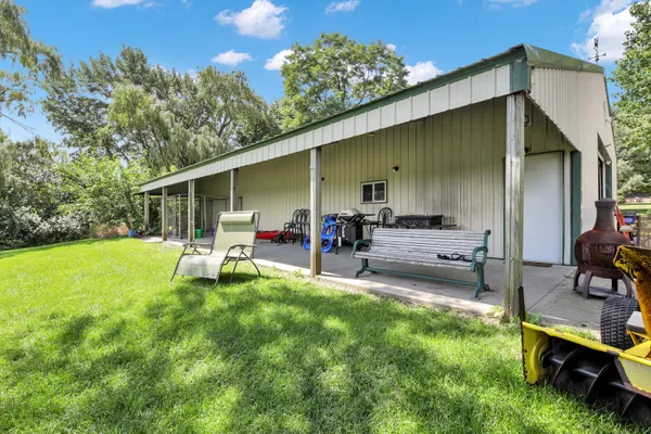 $1,100,000 | 6386 Alpine Drive, Addison, WI 53095
